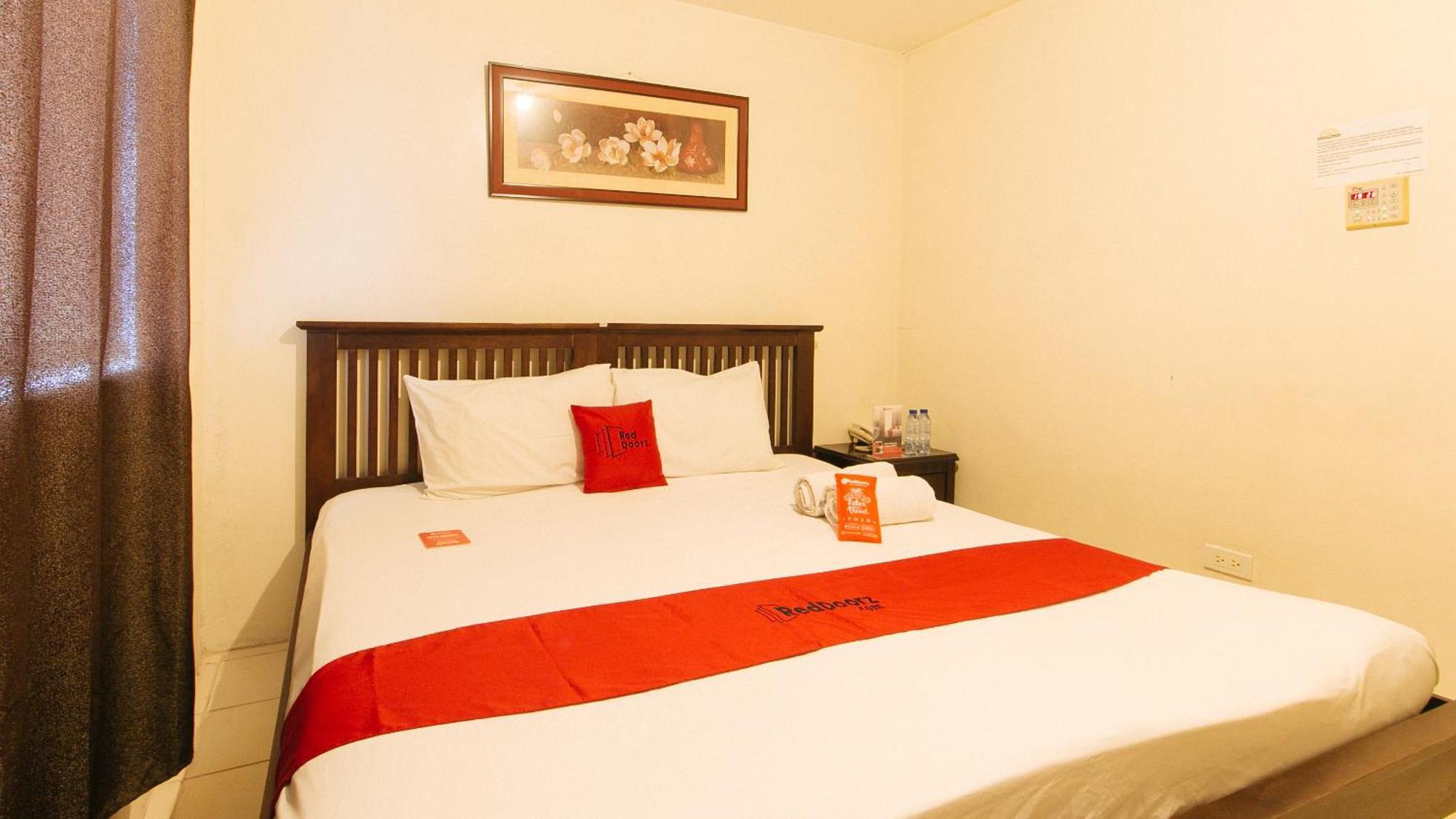 Reddoorz Plus @ E Rodriguez Corner Banawe Ciudad Quezon Exterior foto