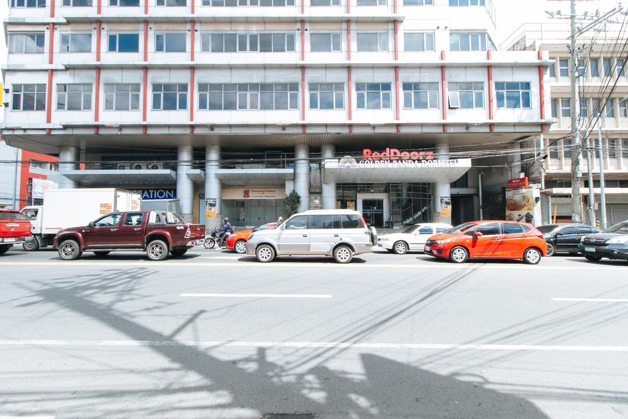 Reddoorz Plus @ E Rodriguez Corner Banawe Ciudad Quezon Exterior foto
